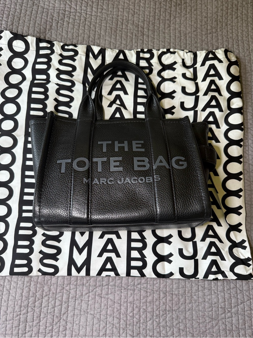 Marc Jacobs Black Pebbled Leather Logo Tote small size